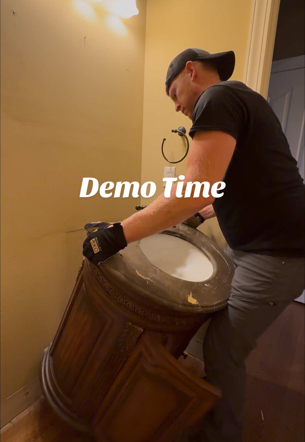 POV: You buy a house sight unseen… and as soon as you walk in, the carpet in the bathroom and water damage tell you you’re in for a wild ride. 😳 Time to rip everything apart, uncover what’s hiding under the floors, and try to turn this disaster into your dream home. 🏚️✨
