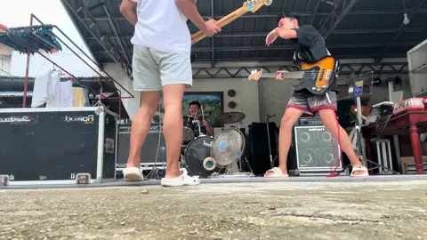 Yung na bored kayo sa practice #fyp #music #bandcover #electeicguitar 