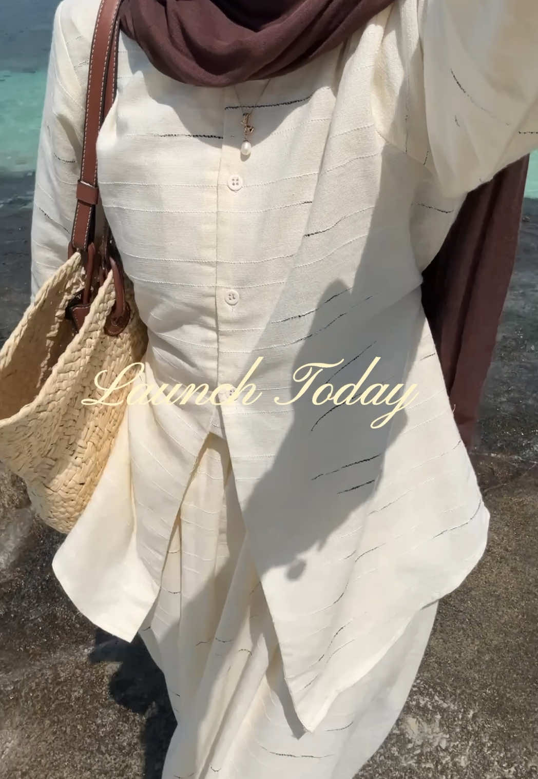 cantik bgt dipake ke pantai >.< 