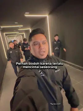 Berbhgia la dengan cinta barumu🥺#berjalansendiri #mrcamera 