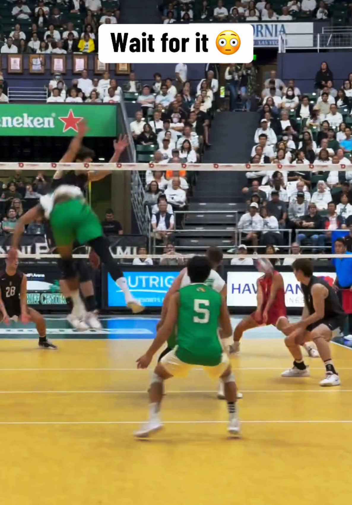 Oh no 😅 (via behind_the_benches/IG) #volleyball #spike #sports  