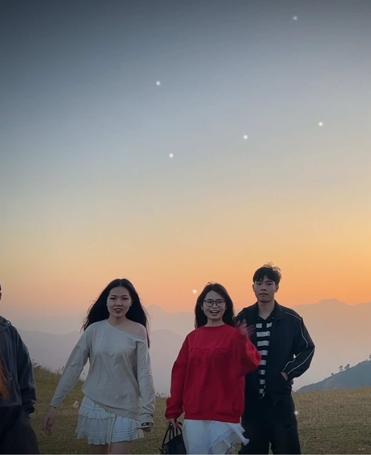 Có thể vài năm nữa bạn sẽ không còn nhớ chuyến đi đó tốn bn tiền, nên hãy cứ khám phá và trải nghiệm theo cách riêng của bạn, miễn là bạn thấy nó an toàn..#phuot #touring24h #kyniem #ab125 #hieudidau17 #17thaibinh #xuhuong 