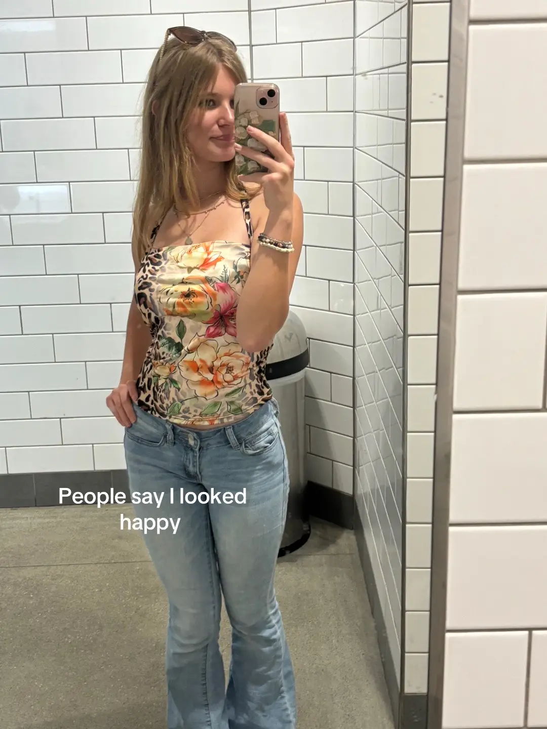 Mind you I had an ED in the second pic, I still am skinny but not dangerously skinny! #edrec0very #skinny #yourebeautiful 