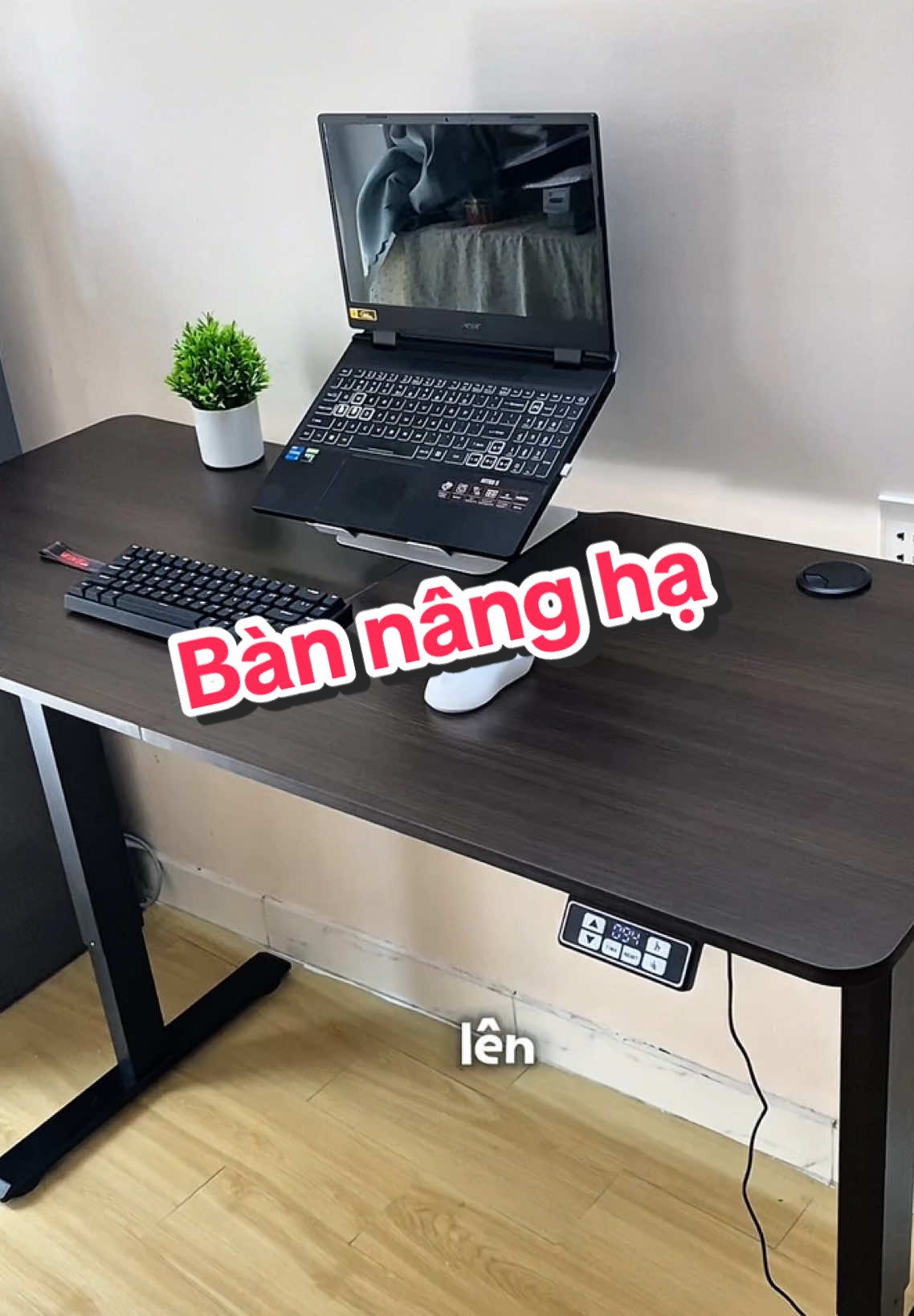 Bàn làm việc nâng hạ chiều cao icockpit #bannangha #banlamviec 
