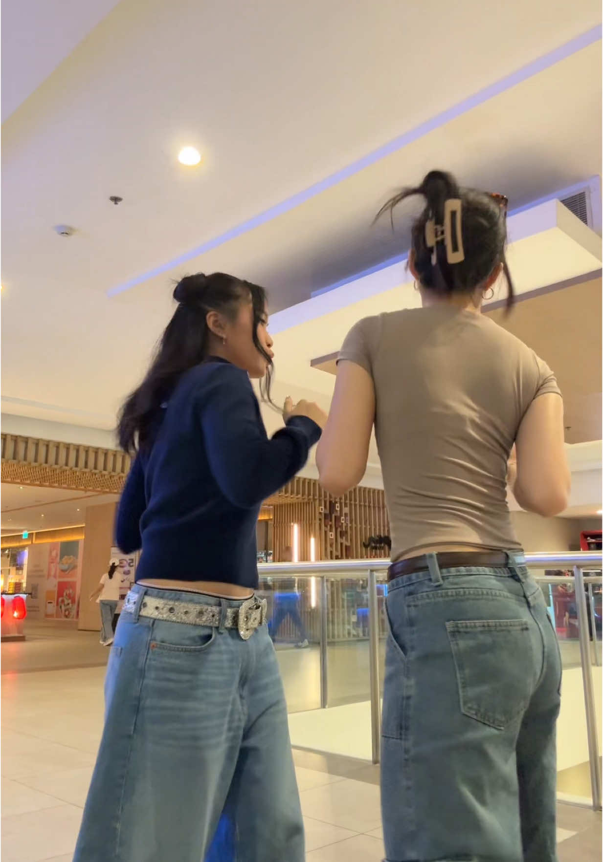 sumayaw sila, sumayaw sila @RAIN #fyp dc: @zaira yzabelle ladisla 