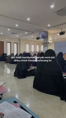semakin mengenal Allah, semakin percaya akan takdir-Nya🌷 #fyp #hijrah #istiqomah #quotes #kajianislam #akhwatbercadar #sunnah #murottalquran #tendencia #takdir #Allah 