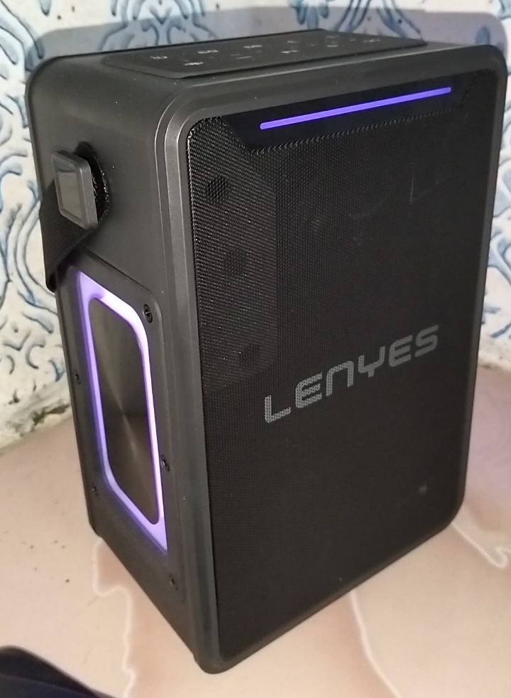 lenyes s857 dengan kapasitas baterai 5200mah, output 150wat sdah di lengkapi 2mic wireless juga cocok buat karaokean di mana saja donk. #speaker #lenyes #lenyess857 #speakerbluetooth #speakerkaraoke #speakerlenyes #fypageシ #fyp #racuntiktok #foryou #cuantanpabatas #belilokal #tiktokaffiliate #tiktokshop #promo 