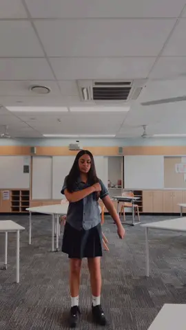 @. @uzrr.alysha@S #tiktokdance #unco 