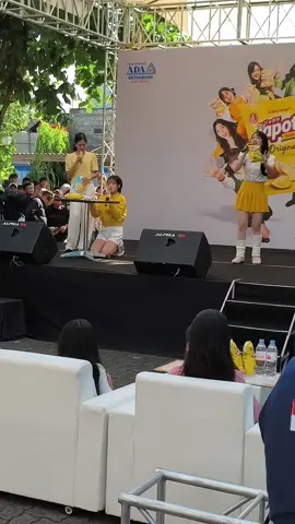 Eldut  ella dangdut wkwk😂 #jkt48 #japotaxjkt48 #marshajkt48 #ellajkt48 
