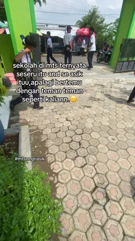 seruu banget sekolah di mts#mtsn8majalengka🏴‍☠️majalengkapride🏴‍☠️ #nedelma562🌻 #7b #4u #masukberanda #sekolahijo 