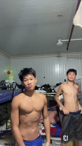 kami naman mga idol #makeitviral #viralvideo #viraltiktok #fypppppppppppppppp #foryoupage #fyppppppppppppppppppppppp #arellanouniversity #pacute 