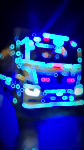 Hino 500 độ sáng chói xanh đỏ váng dầu luôn#xu_huong_tik_tok🥀🙆 #xuhuongtiktok2023☘️🍀♥️ #tkitok #xetai #xu_huong #xedep @huy.xe. tải🎺🚛 #@🌾Kiệt Lơ Xe🌾 #@Xe Tải TikTok 📸 #@Coffee 7 DAY🥤 ##@Võ hương 