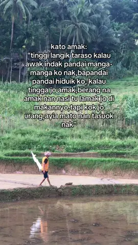 kok panjaik nan hilang bisa wak cari mak,tapi kok amak nan hilang kama kan awak cari mak😔😔#minang #minangtiktok #storywa #anakrantau #MakeAFace #fypaga #minangviraltiktok #fypaga #fypシ 