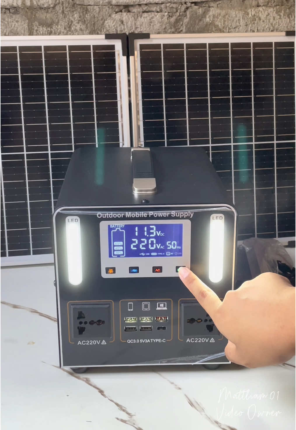 Pwede ang tv, electric fan at iba pa!! ang tagal malobat plus pwede pa ibilad sa araw!!  #powerstation #solarpowerstation #powerstationwithsolarpanel #powerstationportable #midoopowerstation500w #powerstationsolar 