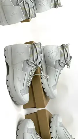 #Qvl online boutique #fashion girl #original sneakers #qvl sneakers #SA entrepreneur #place your Oder guys 