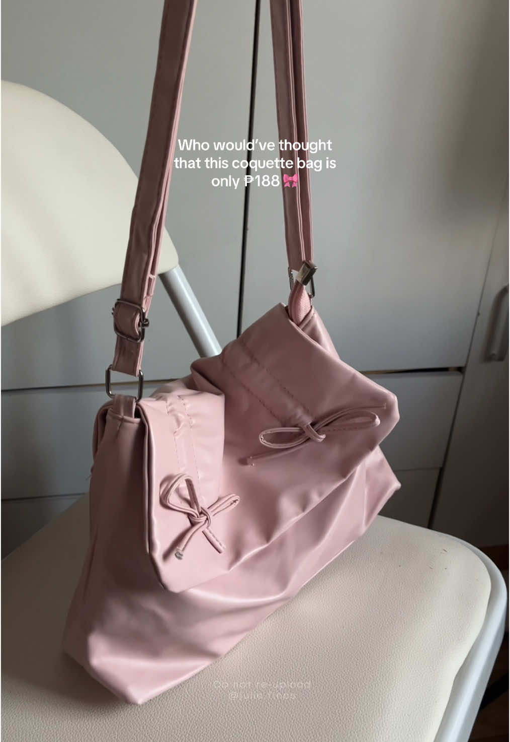 So cute 🥰  #bowbag #ribbonbag #slingbag 