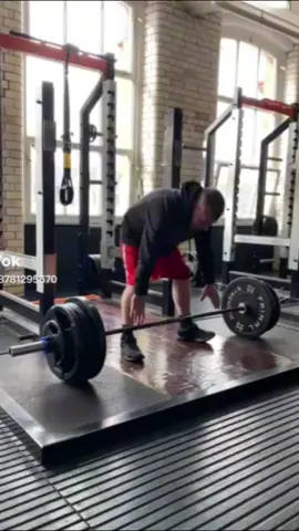 Roberto Panckae face and Rubber nose Lewsley this Goes out to you Rubber Gub and I am Coming for you Big time Up in the Devenish and this is Me down Training with my mate Gerard Smith in Academy One doing all my weights and Running and boxing for my fight  