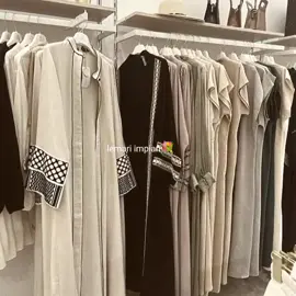 lemari impian?  .  .  .  .  #formuslimah  #muslimah #lemariimpian #girl #abaya #capcut #video #capcutedit #foryou #Love #tiktok #fyp 