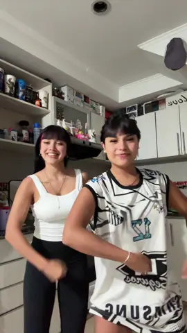 @Farias🥋🥊  nos ponemos raras a la madrugada 🤣#lechita #enlaboquita #fyp 