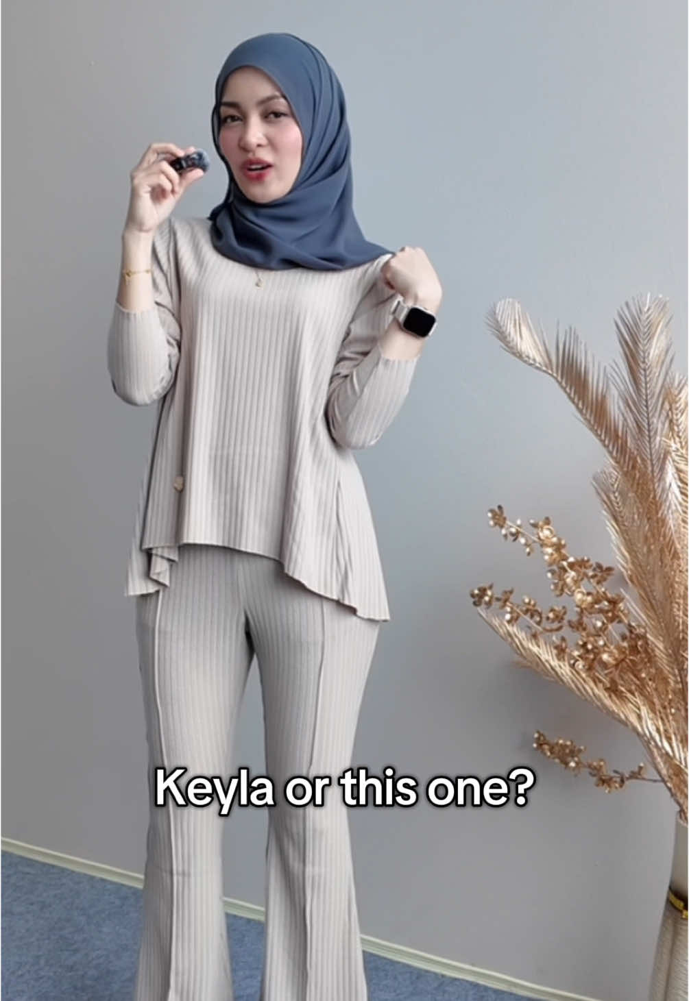 Help your girl out! Which one should make it to the next collection? #fyp #fypage #foryoupage #4upage #4u #beauteleven #fypシ゚ #foryou 