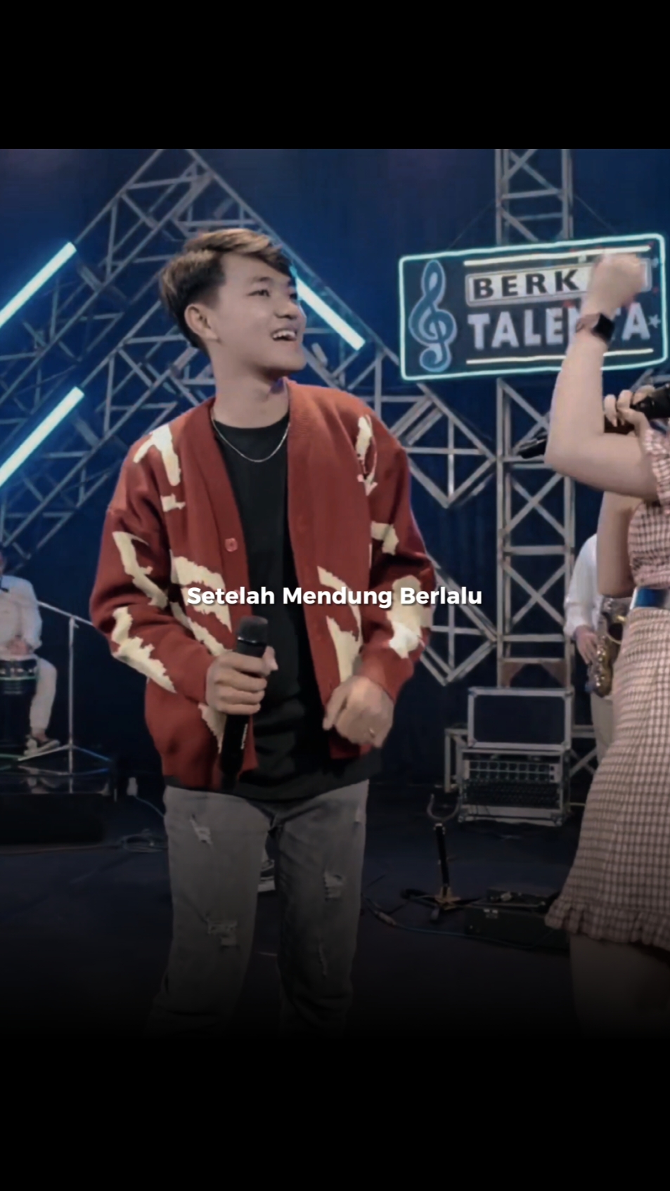 LAFAZ CINTA - Diva Hani ft. Achmad Twentynine   bagaikan pelangi setelah mendung #lafazcinta #divahani #achmadtwentynine #berkahtalenta #trend #story #liriklagu #template #CapCut 