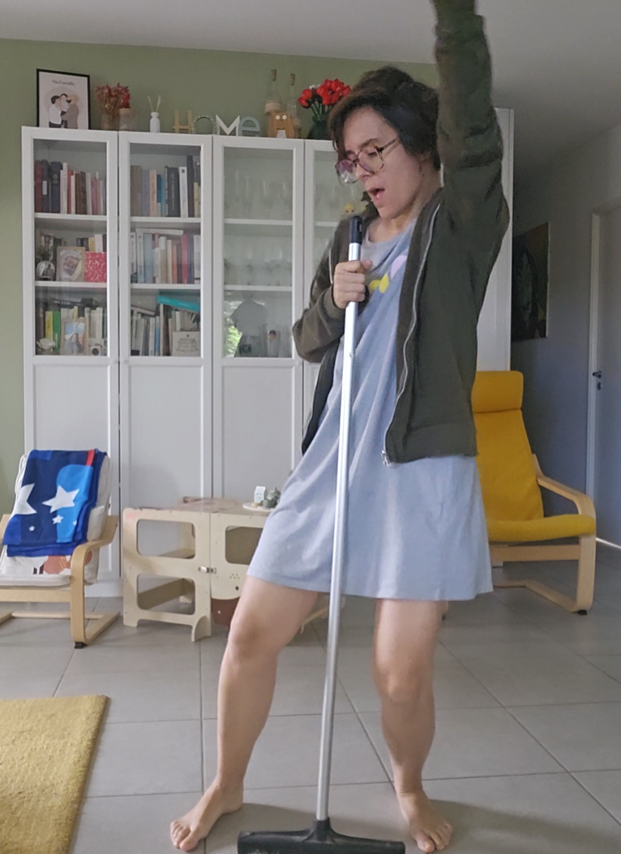 Maman bancale est de retour! Bon lundi @TikTok France  ! 🤪💪👩‍🍼 #journaldunemamanbancale #lundi #monday #goodsvibes #celinedion