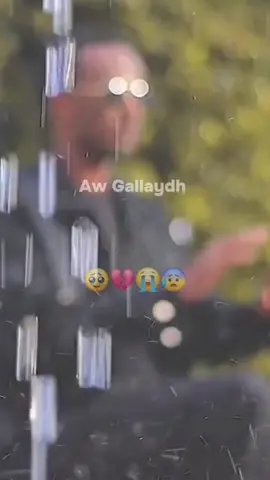 Cidee Baad Igu Haleyni??💔😭🥹 @Xariir Axmed🎤🎼 @Ali Zaki @Iskilaaji @Saalah Saanag  #capcutamor #Edit #somalitiktok #jaboutitiktok #Hargeisa #sadstory #alone #Cry #calaacal_lyrics #foryoupage #viralvideos #goviral #trrending #follow #thankyou 