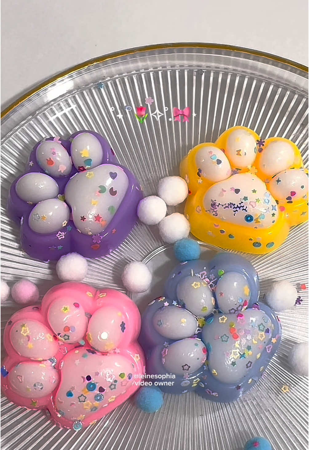 Cutesy colors cat’s paw squishy #squishy #squishytoy #giftideas 