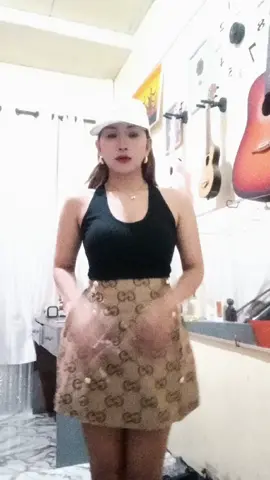 Parang ang sarap ulit-uliting sayawin ito.  So satisfying, palubag loob sa mga babaeng niloko nang paulit-ulit. 💭🤔 #viral #fyp #trending #creatorsearchinsights 