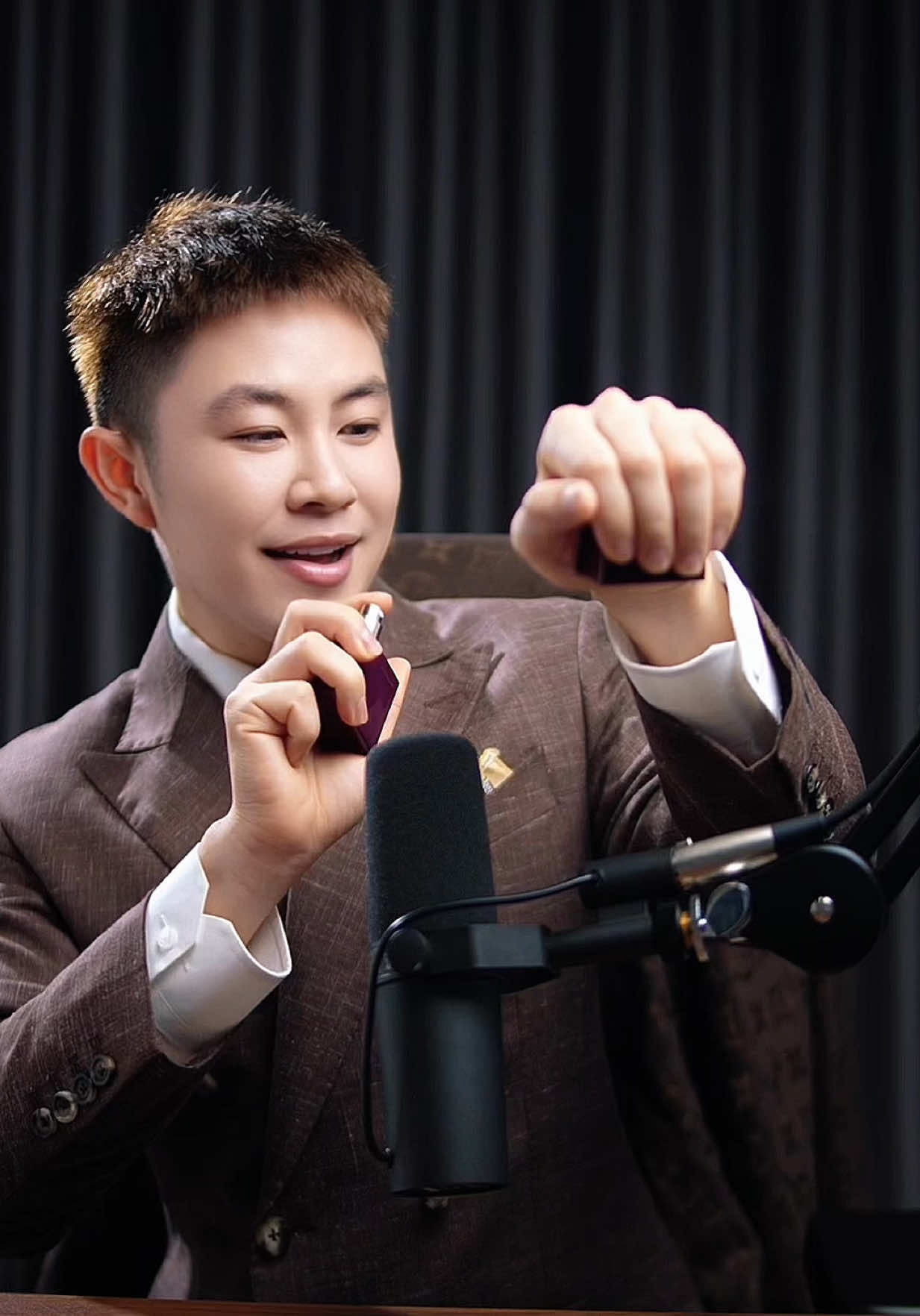 จัดให้แล้วนะ 28 นี้พบกัน 🤍🔥 #น้ำหอมพี่วิน #winscent #น้ำหอม #perfume #winwilliam 