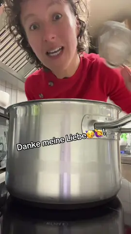 Alles muss neu🫣💪🥳! #eistante #cooking #blueberry #thankyou #promise #icecream 