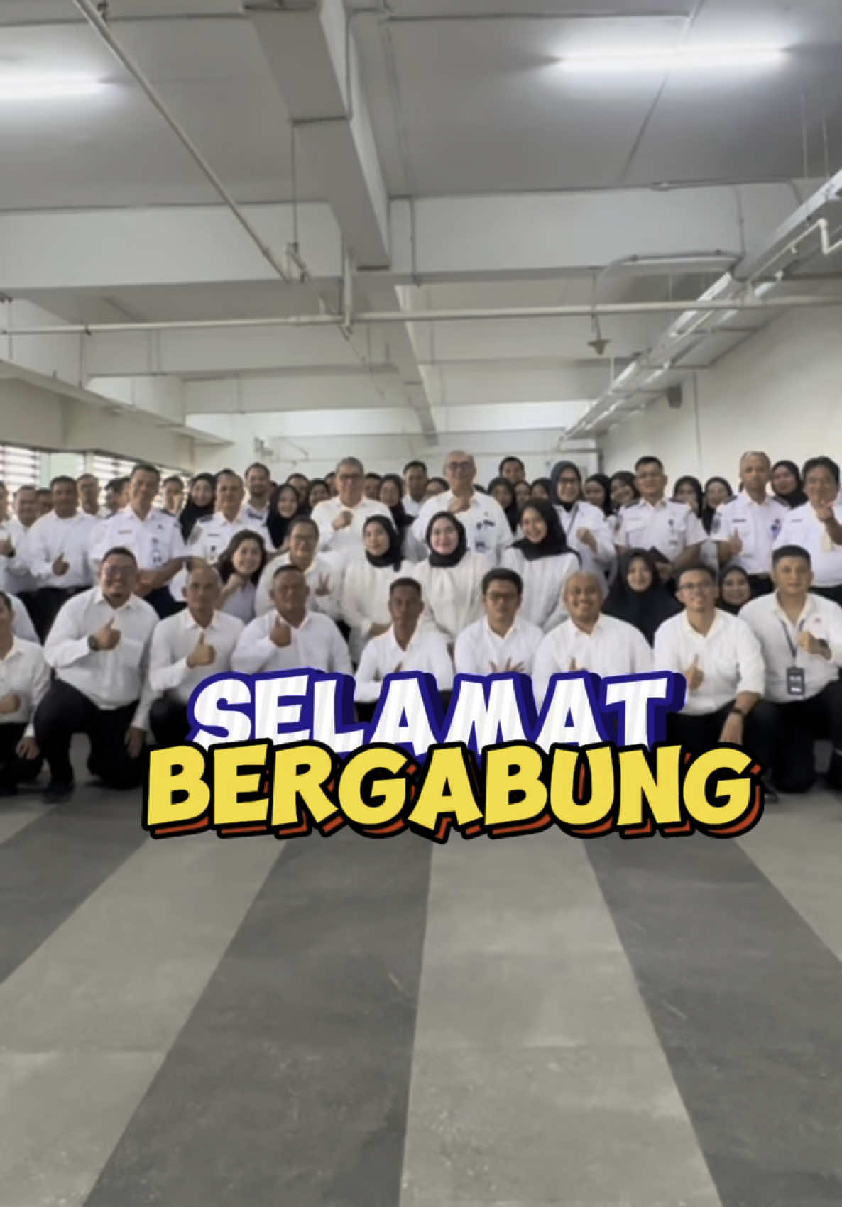 Proses pengangkatan PPPK di lingkungan Kementerian Perhubungan, telah masuk pada tahap penerimaan. Hari ini Direktur Jenderal Integrasi Transportasi dan Multimoda bersama Sekretaris dan Para Direktur turut menerima PPPK di Lingkungan DJITM. Selamat bergabung, semoga kontribusinya dapat membangun transportasi Indonesia lebih maju, terintegrasi, efektif dan efisien. #djitmkemenhub