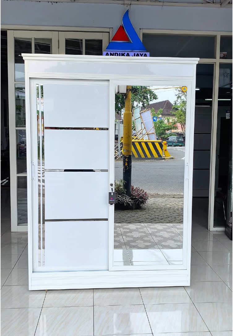 Lemari baju 2 pintu model terbaru ada rak jilban geser mini🤩 #lemaribaju #duapintu #aesthetic #putih #hijabgeser #lemarigeser #sleeding #fyp #viral #bismillahfyp 