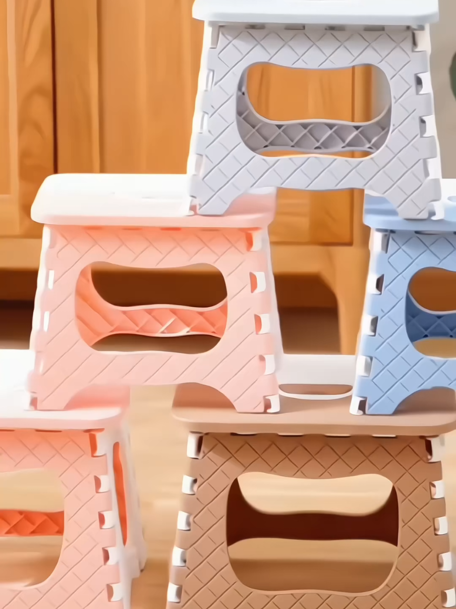 Thickened plastic outdoor folding stools, portable household stools, Mazar camping, fishing, spring outing, outdoor stools#Portable folding chair#Folding bench#fouryou #goodthing #fyp #TikTokShop 