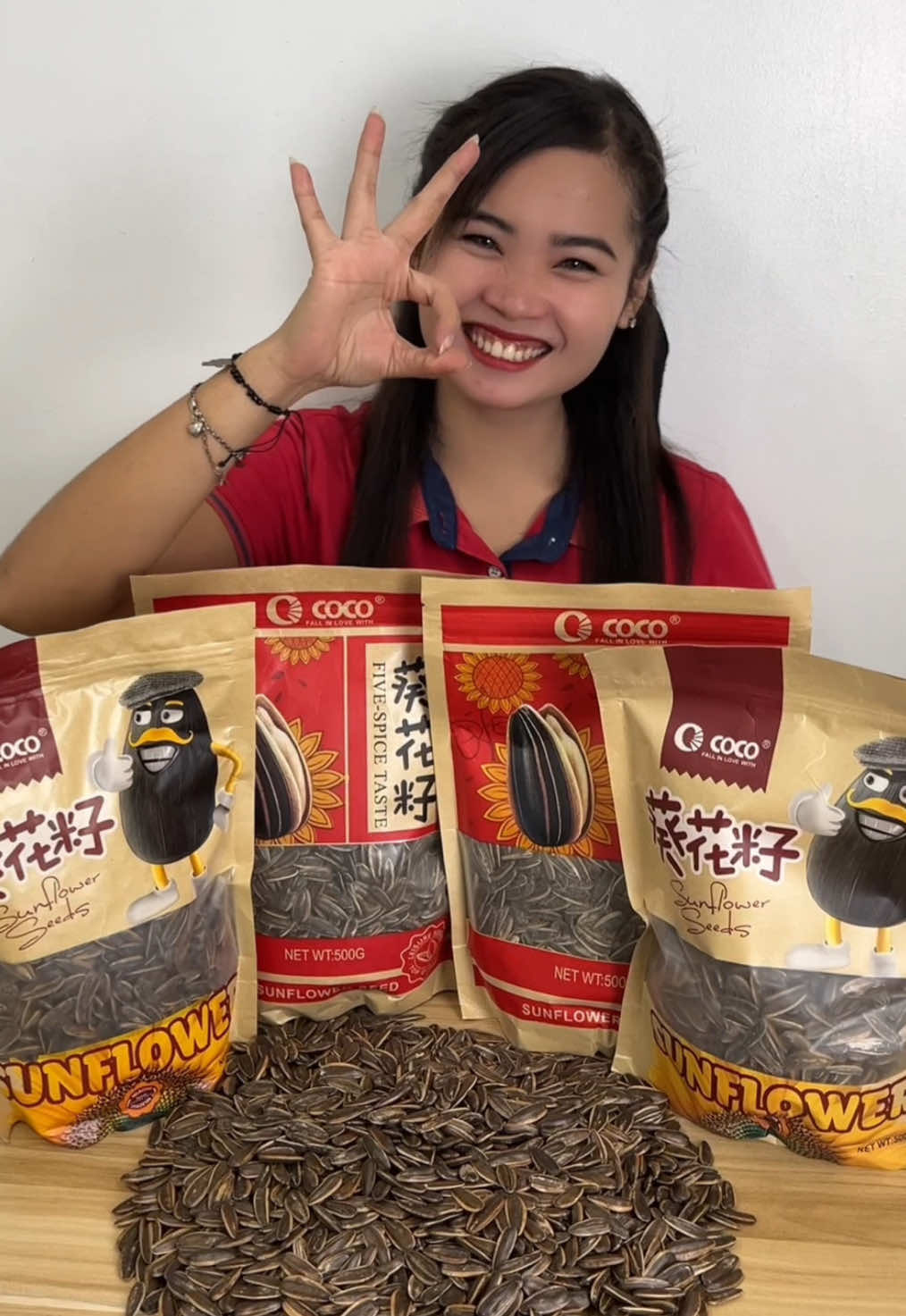 RESTOCK‼️ Five Spice Taste & Carmel Flavor COCO Sunflower Seeds for only ₱99! 👌🌻 Must try para sa mga kutkutin lovers!  #sunflowerseeds #kutkutin #seedsnacks #snacks #cocosunflowerseeds500g #cocosunflowerseeds #cocofood #sunflowerseed #mukbang #eatingsunflowerseeds #bestseller #restock #viralvideo 