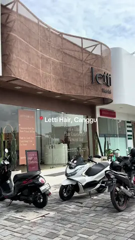 📍Letti Hair, Canggu The only place to go when you need a good hair wash and style.  #hairbali #lettihaircanggu #hairstylingbali #bali #canggu #beautybali #balisalon 