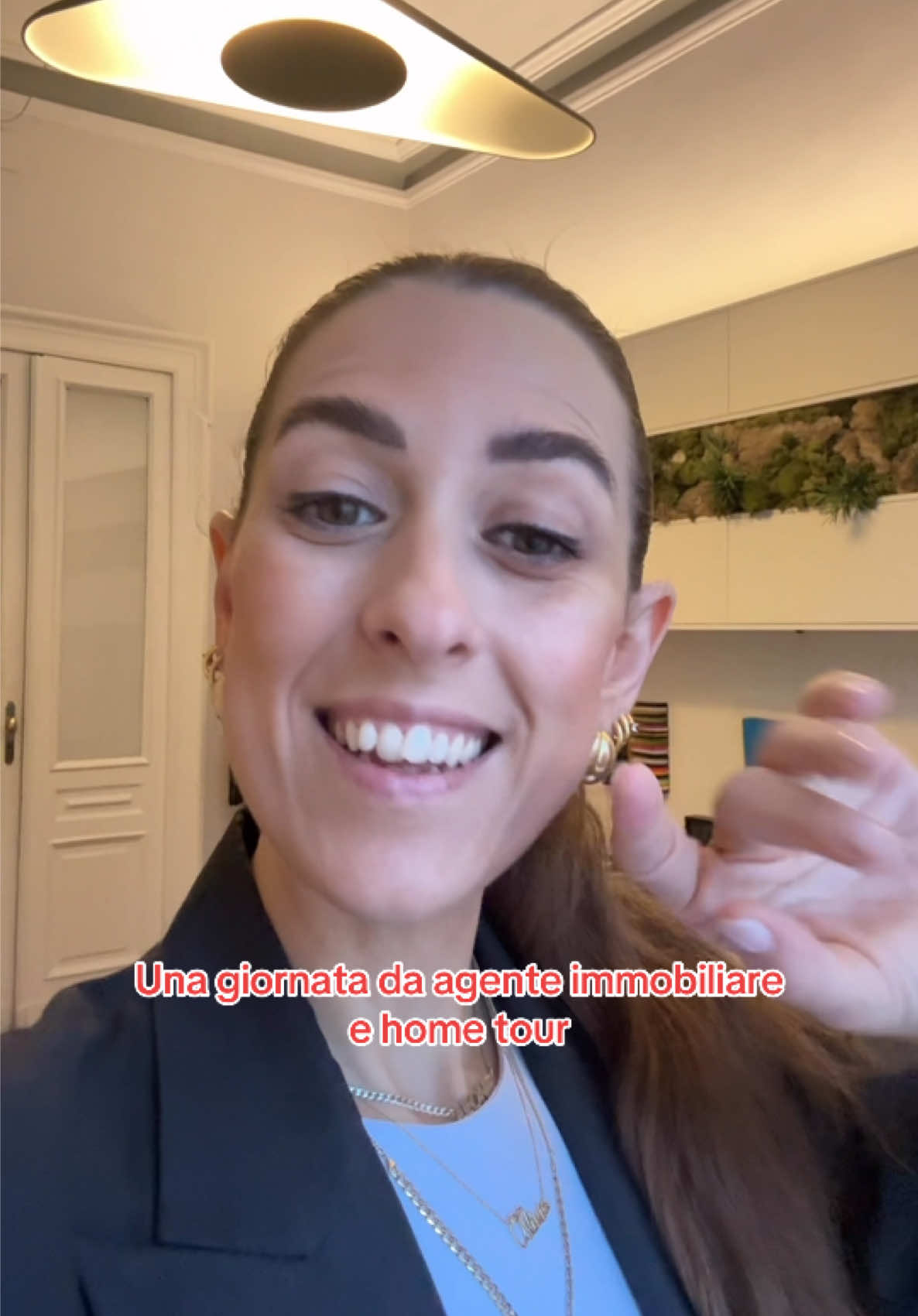 Vi porto con me in una giornata divisa tra agente immobiliare e home tour 🌟 #casa #immobiliare #appartamenti #agenteimmobiliare #housetour #Home #hometour 