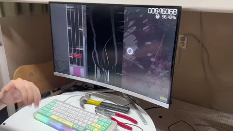 Angry gamer rages at osu! #osu #monitor #rage #gamer #destroy #destruction #asmr #