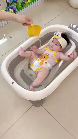 cukup melihat satu set ini untuk memilih bak mandi untuk bayi💖 #bathtub #babybathtub #bathtubsupport #barangbaby 
