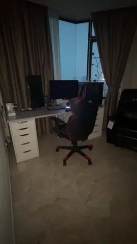 Filming my gaming setup like its a suron 😞 #fyp #setup #surron 
