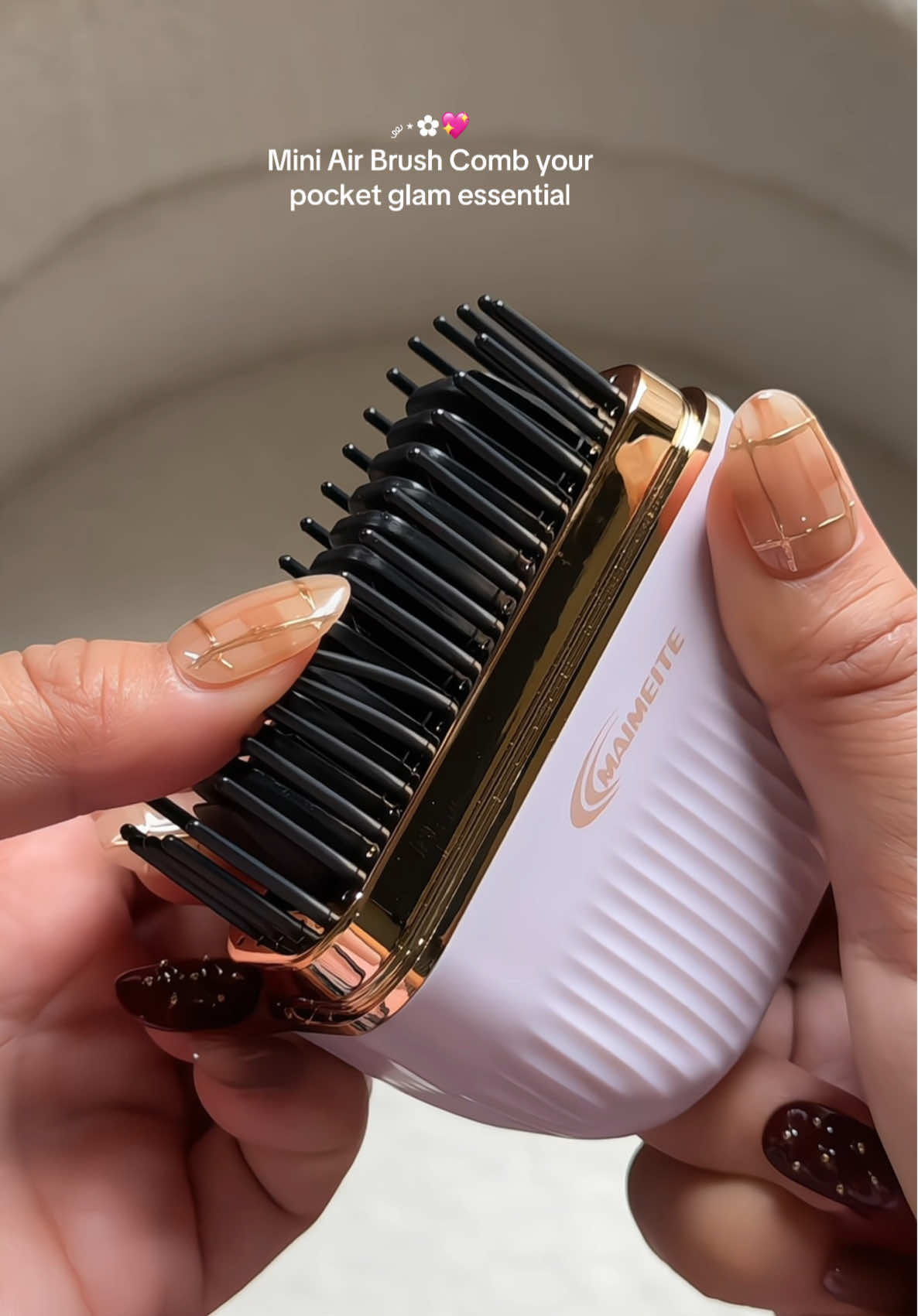 Mini Air Brush Comb your pocket glam essential 💖 #miniairbrushcomb #portablehaircomb #portablehaircombstraightener #fyp #fypage 