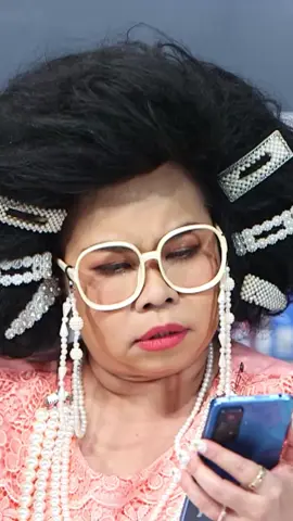 คนเป็นแฟนกันต้องเชื่อใจกันสิคะ #ครูเพ็ญศรี #krupensriofficial #คนไทยเป็นคนตลก #หกฉากครับจารย์ #เทรนด์วันนี