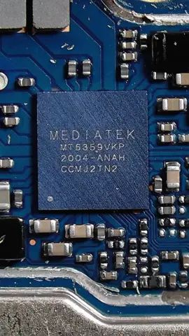 Ic Reballing #mobilerepair #electronics #tiktokcreator #1millionaudition #creatorsearchinsights #foryoupage #MotherboardRepair #electronicsrepair #reworkstation 