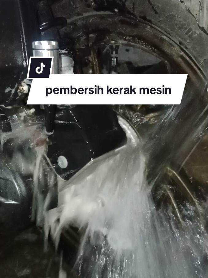 pembersih kerak membandel 🤩#enginedegreaser #pembersihkerak #pembersihmesinmotor #pembersihmesin  #fy #affiliate #fyp 