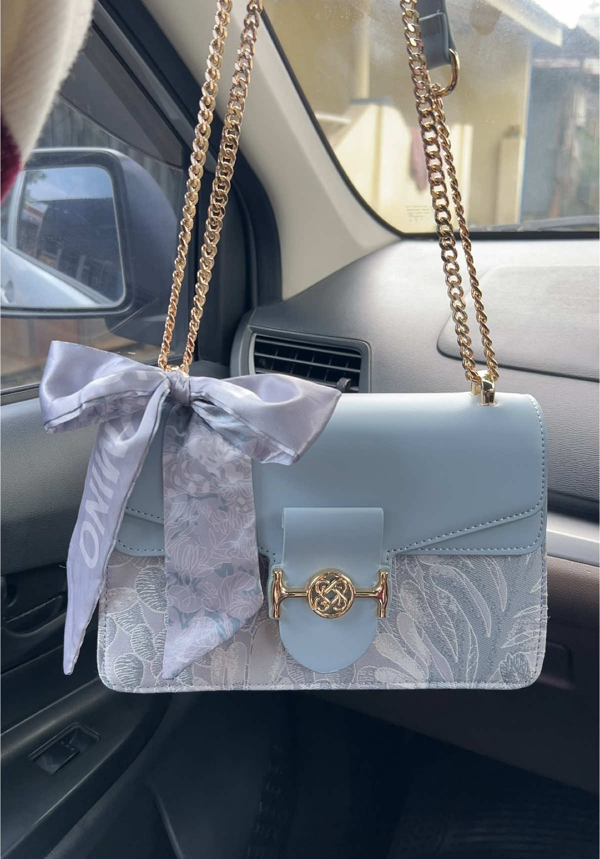 #taswanita #palomino #palominobag #slingbagwanita #tasselempangwanita #shoulderbag #sarlabag 