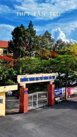 THPT Tân Trụ - Thêm một chuyến đò đưa các bạn 2k7 đã hoàn thành, Chúc các bạn vững tin, bình tĩnh và thật tự tin bước vào kỳ thi sắp tới – một hành trình mới đang chờ phía trước!  Và hãy giữ kỷ niệm của những năm tháng học trò trong tim như một phần tuổi trẻ không thể quên nhé #thpttantru #kiniemcap3 #thptqg2025 #ongpep #62longan 