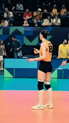 💫✨ #zehragunes #volleyball #middleblocker #vakifbank #fyp 