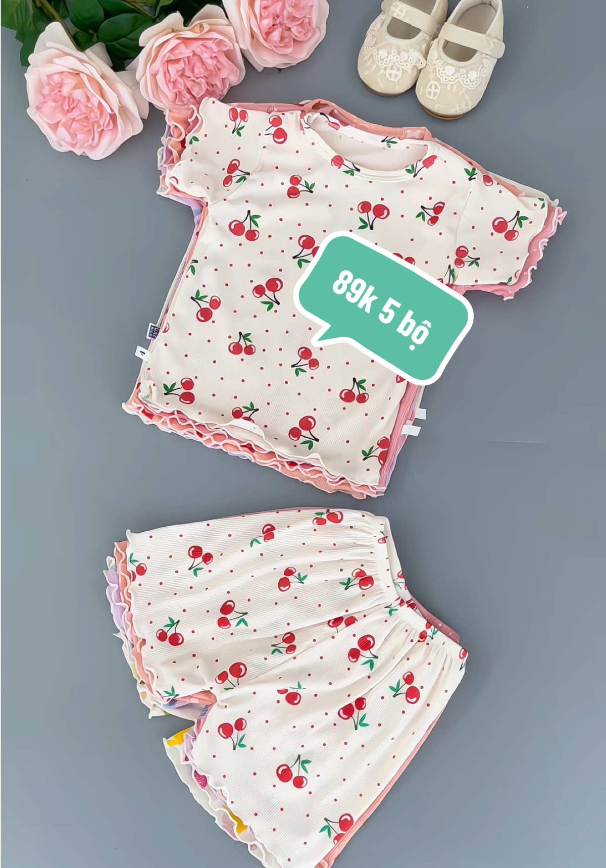 Combo 5 bộ cộc tay viền bèo cho bé gái đang được trợ giá chỉ còn 89k 5 bộ nè #quanaotreem #bobegai #bococtaychobe #thuntamlanh #combo5bobegai #mebetho🐰 #xuhuong #viral 