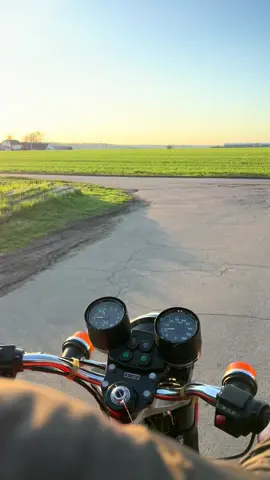 Тг и резервный акк в шапке профиля✊🏻 #ява #явалюксовка #ява350 #jawa #jawa350 #jawapride #fyp #for #jawa638 #jawa634 #jawalux #ява350638 #jawaturkiye #иж #ижюпитер5 #юпитер #юпитер5 #ижпланета5 #ява634 #явалюкс 