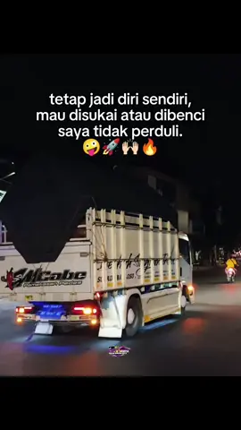 Ora Ngurus Omongan e wong liyo😜 @Dicky Wijaya @sam_hanzz @pulacil_  #trukoleng #truk #trukcabe #nyodrek #panenraya2025 #fyp #smcabepamekasan 